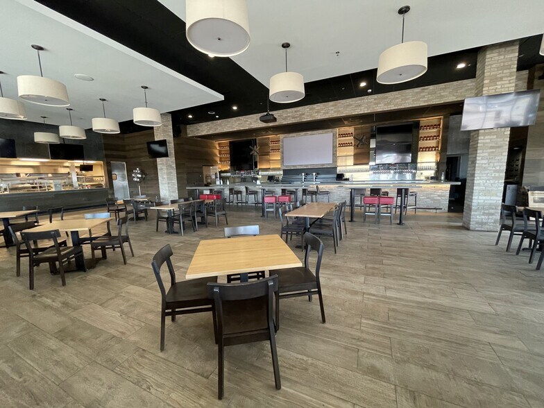 More Photos Of 4780 Cornell Rd, Cincinnati Movie Theatre For Sale