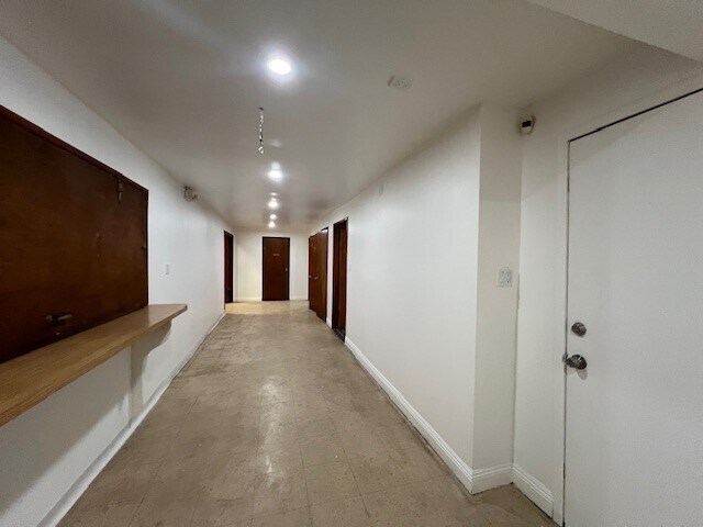 More Photos Of 8548 Lankershim Blvd, Sun Valley Warehouse For Sale