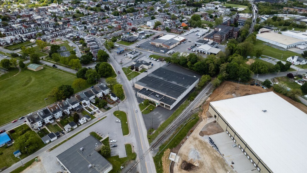 More Photos Of 300 N Sherman St, York Manufacturing For Lease