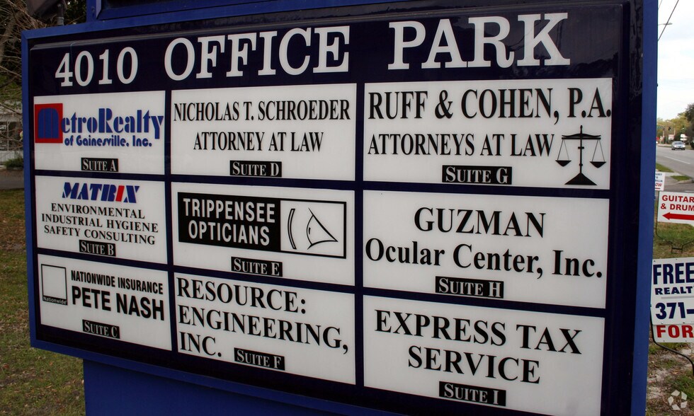 More Photos Of 4010 W Newberry Rd, Gainesville Office For Sale