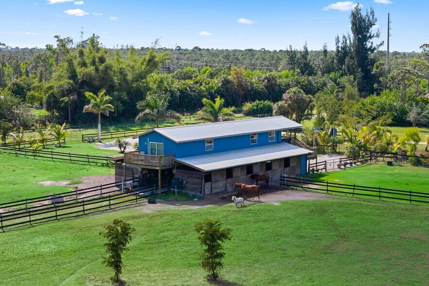 More Photos Of 6050 Stringfellow Rd, Saint James City Land For Sale