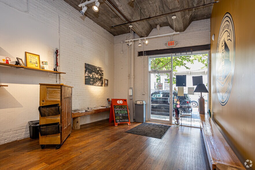 More Photos Of 3000 Royal St, New Orleans Storefront Retail Office For Lease