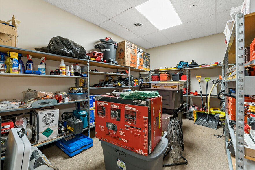 More Photos Of 7125 Saltsburg Rd, Pittsburgh Medical For Sale