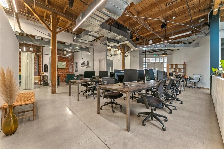 More Photos Of 308-312 S Alameda St, Los Angeles Office For Lease