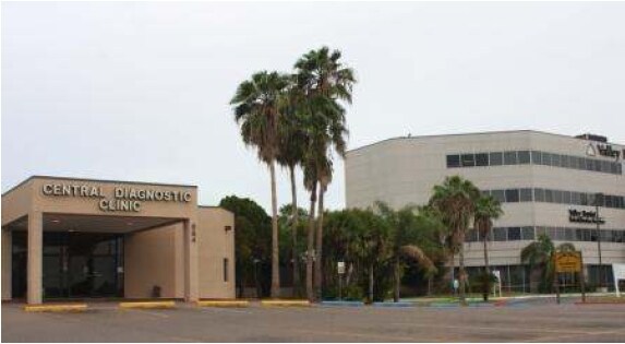 More Photos Of 864 Central Blvd, Brownsville Medical For Sale