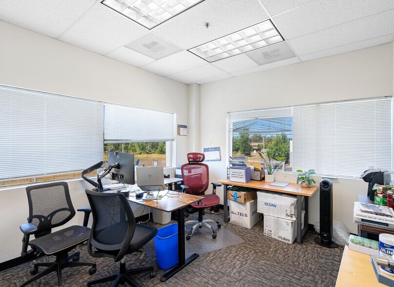 More Photos Of 291 Commercial Pky, Molalla Industrial For Sale