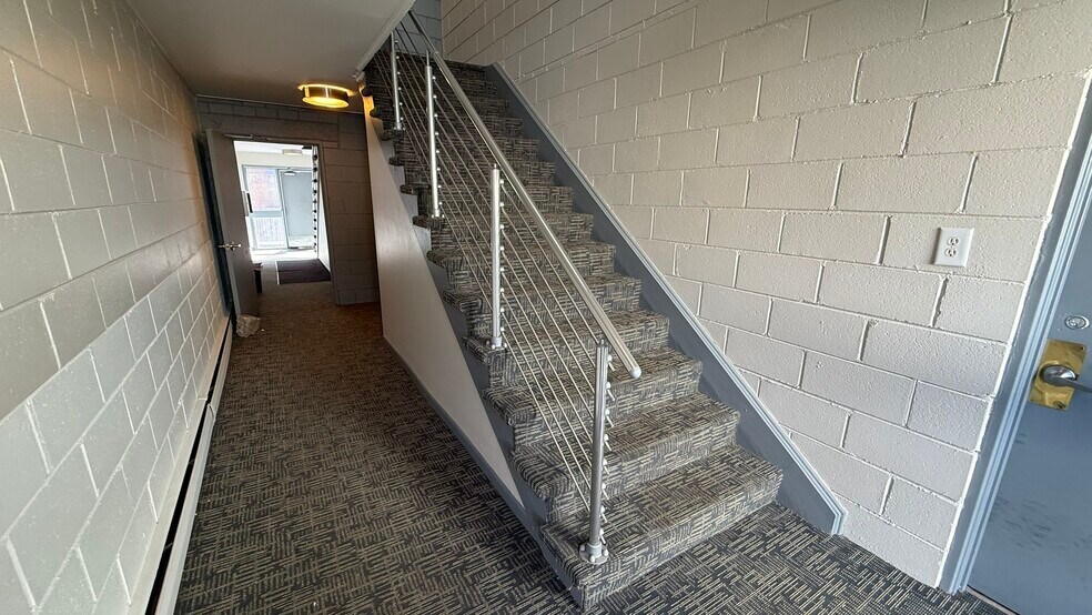 More Photos Of 1000 W Huron St, Ann Arbor Apartments For Sale