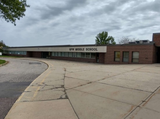 More Photos Of 300 3rd Ave SE, Fairfax Schools For Sale