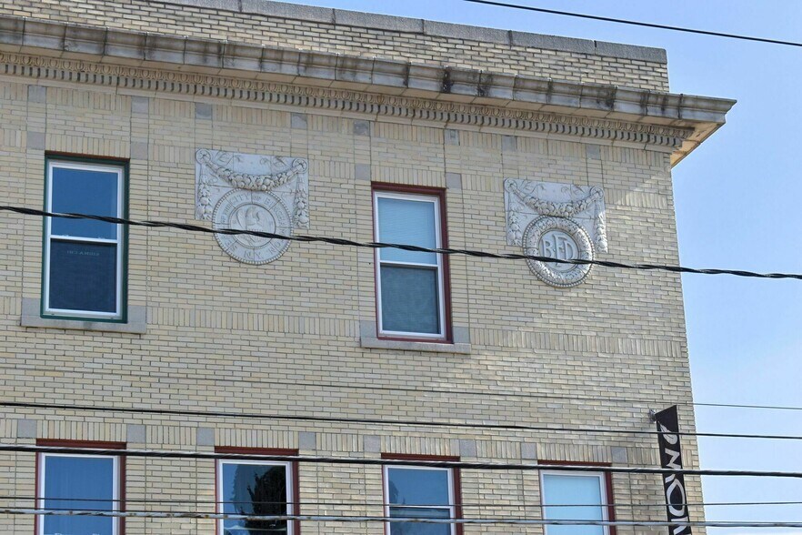 More Photos Of 74 Carroll St, Binghamton Apartments For Sale