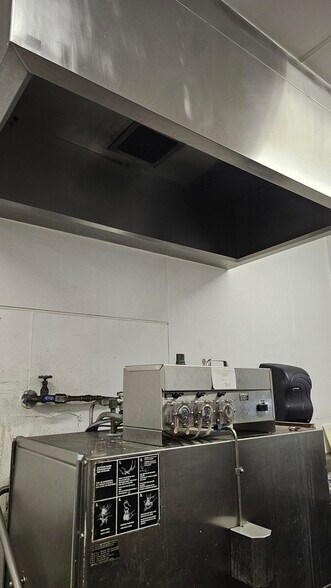 More Photos Of 6400 Fair Oaks Blvd, Carmichael Restaurant For Sale