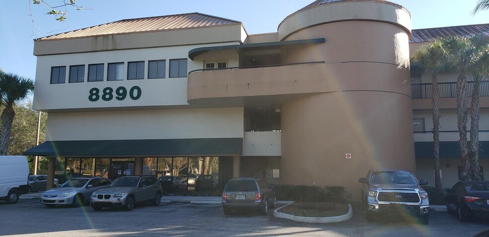 More Photos Of 8890 W Oakland Park Blvd, Sunrise Medical For Sale