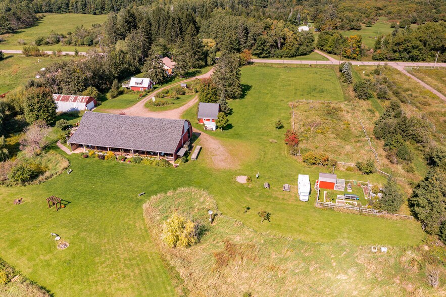 More Photos Of 60445 E Summit Rd W, Ashland Lodge Meeting Hall For Sale