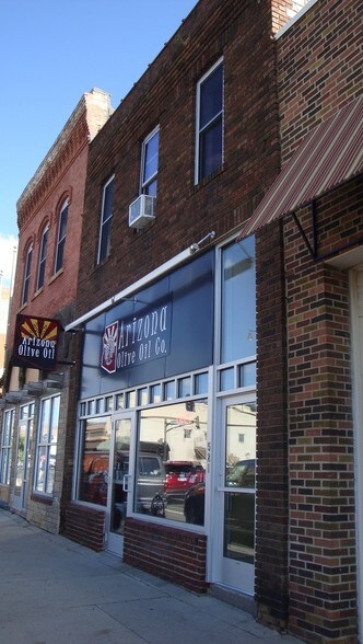Primary Photo Of 521-523 N Riverfront Dr, Mankato Storefront Retail Office For Sale