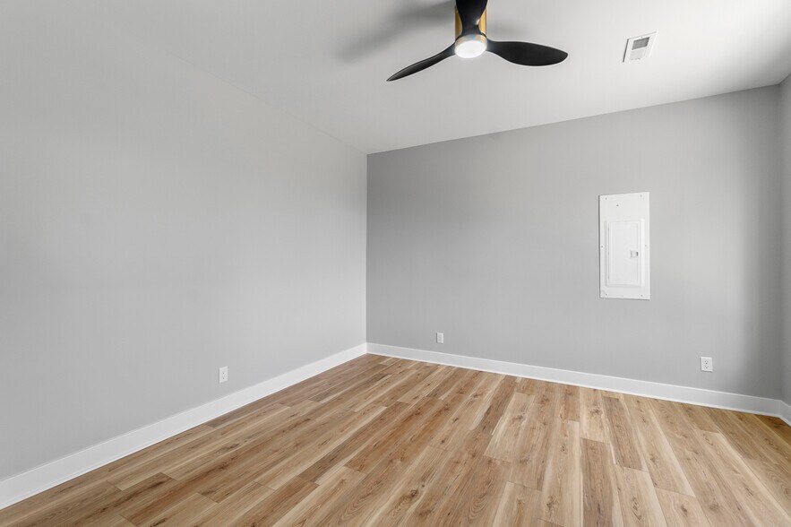 More Photos Of 530 E Burnett Ave, Louisville Multifamily For Sale