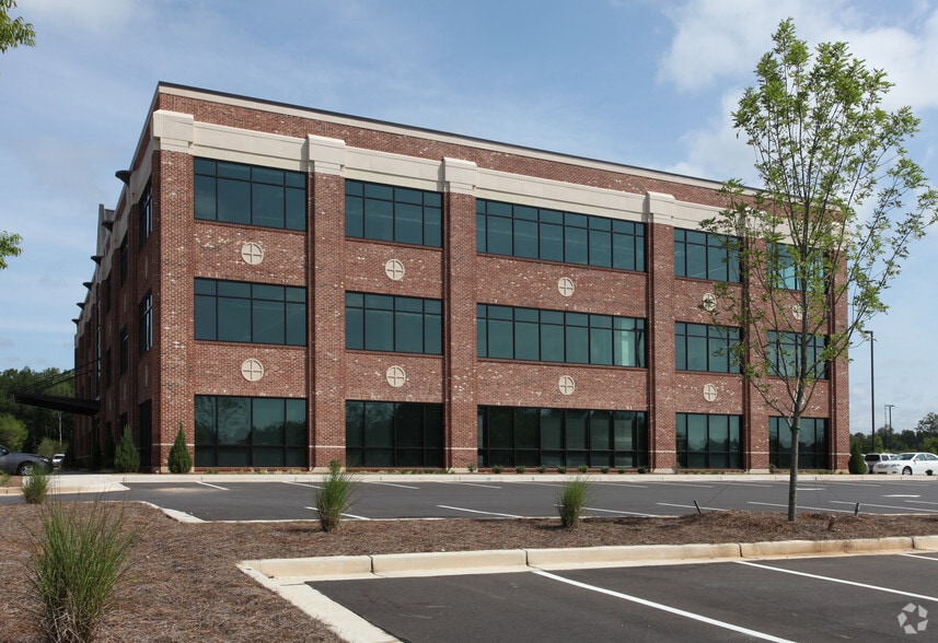 More Photos Of 1485 Jesse Jewell Pky, Gainesville Medical For Lease