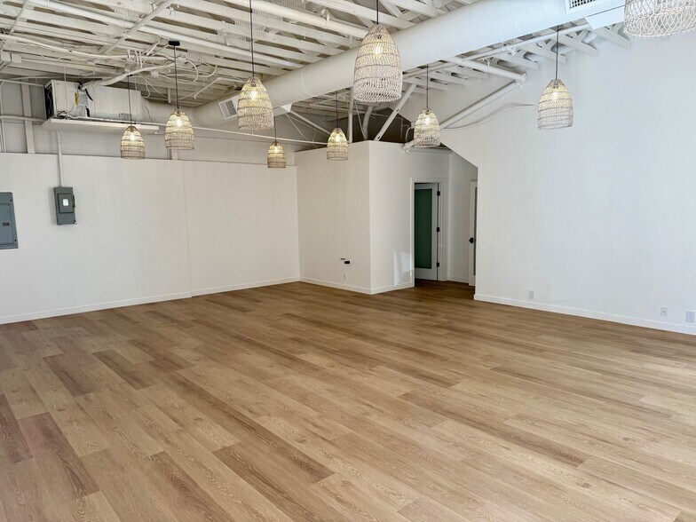 More Photos Of 1401 N El Camino Real, San Clemente Loft Creative Space For Lease