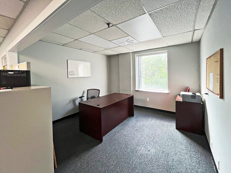 More Photos Of 100 Weymouth St, Rockland Coworking Space