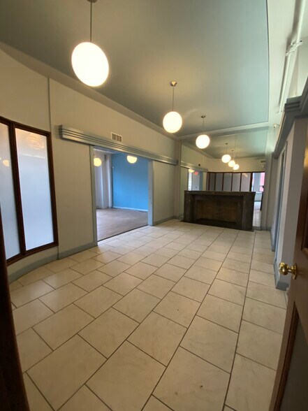 More Photos Of 1822 Spring Garden St, Philadelphia Loft Creative Space For Lease