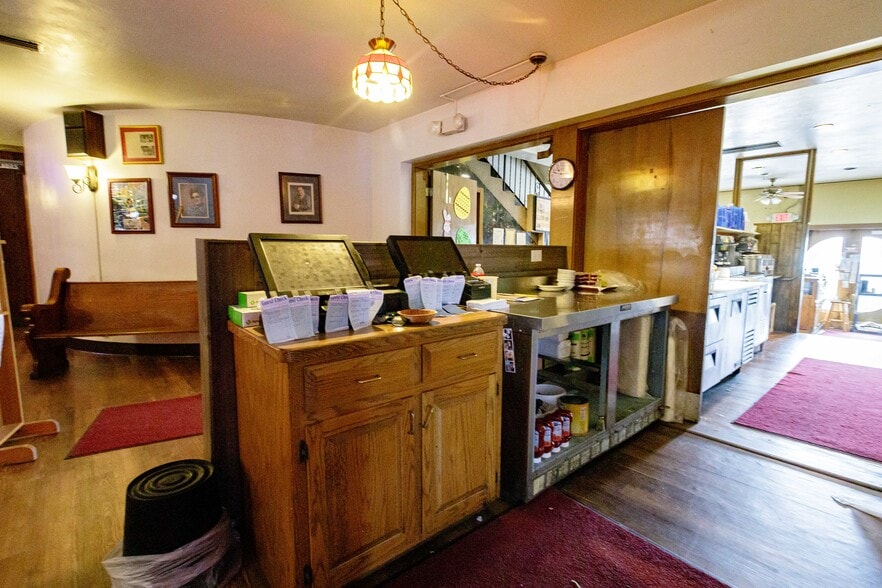More Photos Of 134 W Lisbon St, Waynesburg Restaurant For Sale