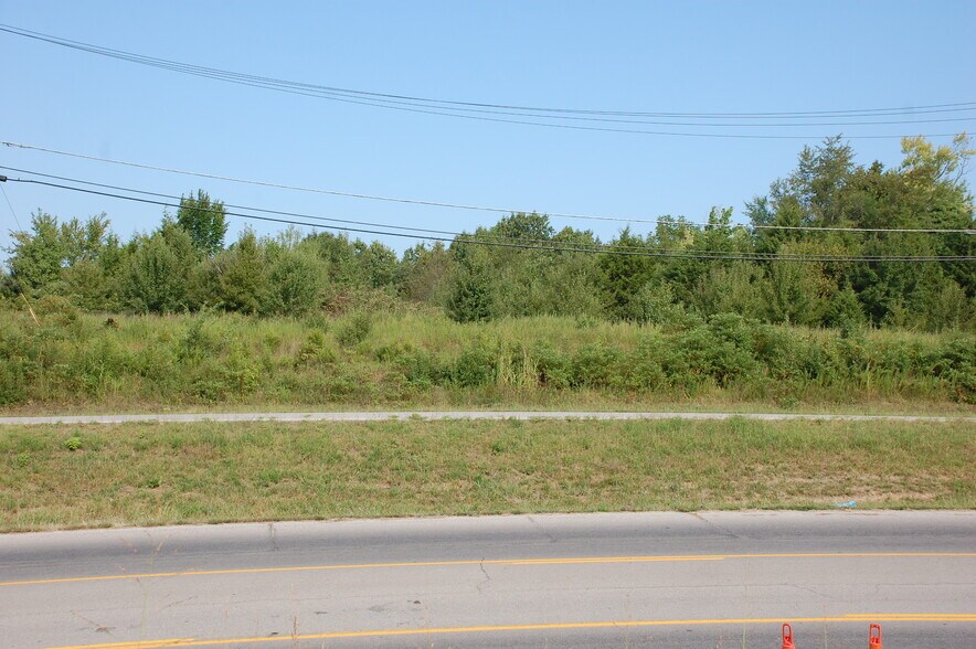 More Photos Of 999 Preacher Roe Blvd, West Plains Land For Sale