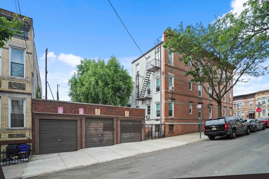 More Photos Of 6046 Putnam Ave, Ridgewood Apartments For Sale