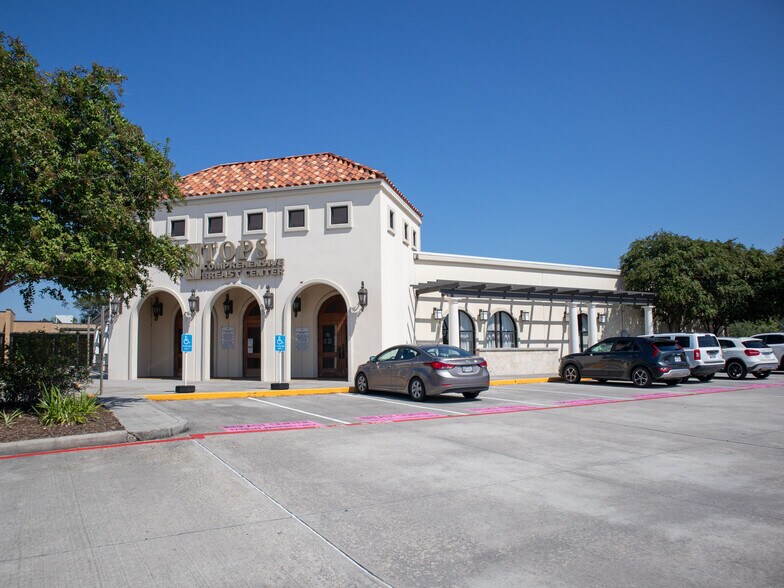 More Photos Of 17030 Red Oak Dr, Houston Medical For Sale