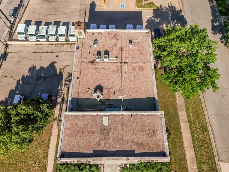 More Photos Of 920 Millington St, Winfield Storefront Retail Office For Sale