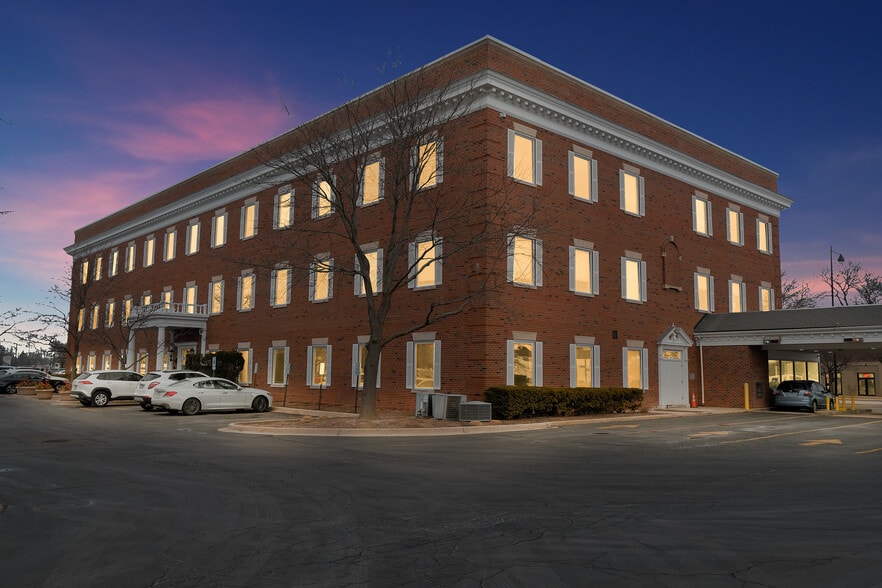 Primary Photo Of 8930 Waukegan Rd, Morton Grove Office For Lease