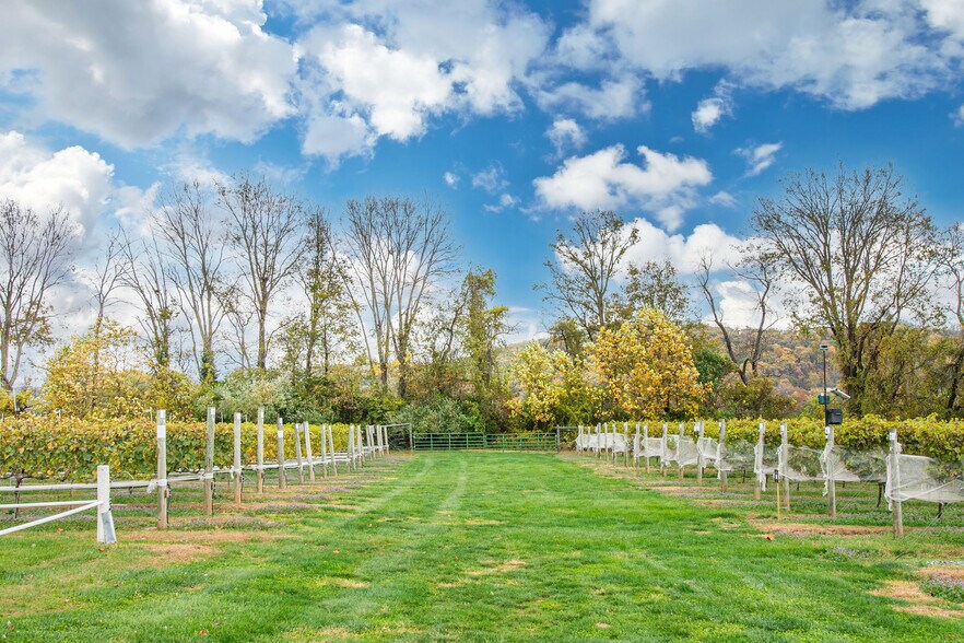 More Photos Of 33 County Road 627, Phillipsburg Specialty For Sale