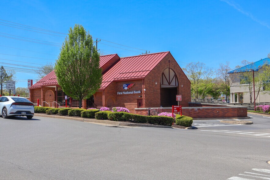 More Photos Of 1615-1665 N Atherton St, State College Unknown For Lease