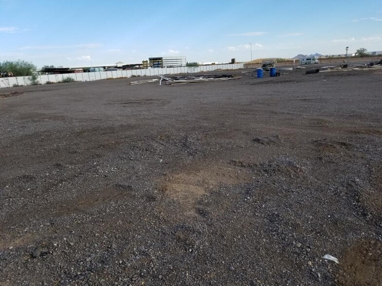 More Photos Of 24348 N 11th Ave, Phoenix Truck Terminal For Lease