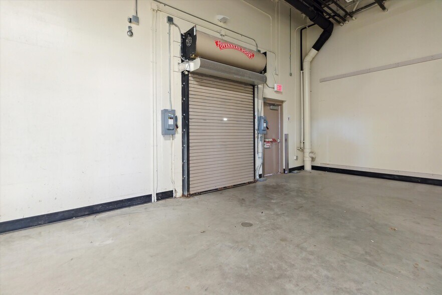 More Photos Of 1420 Wright Ave, Alma Drugstore For Sale