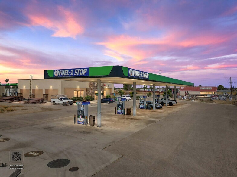 Primary Photo Of 2201 S Union Ave, Bakersfield Truck Stop For Sale