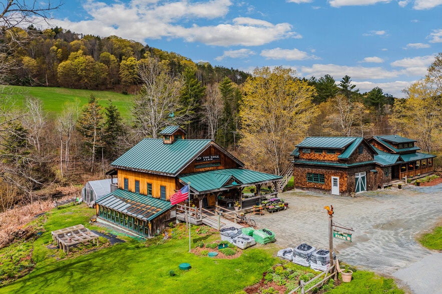 More Photos Of 49 Vermont 12, Pomfret General Retail For Sale