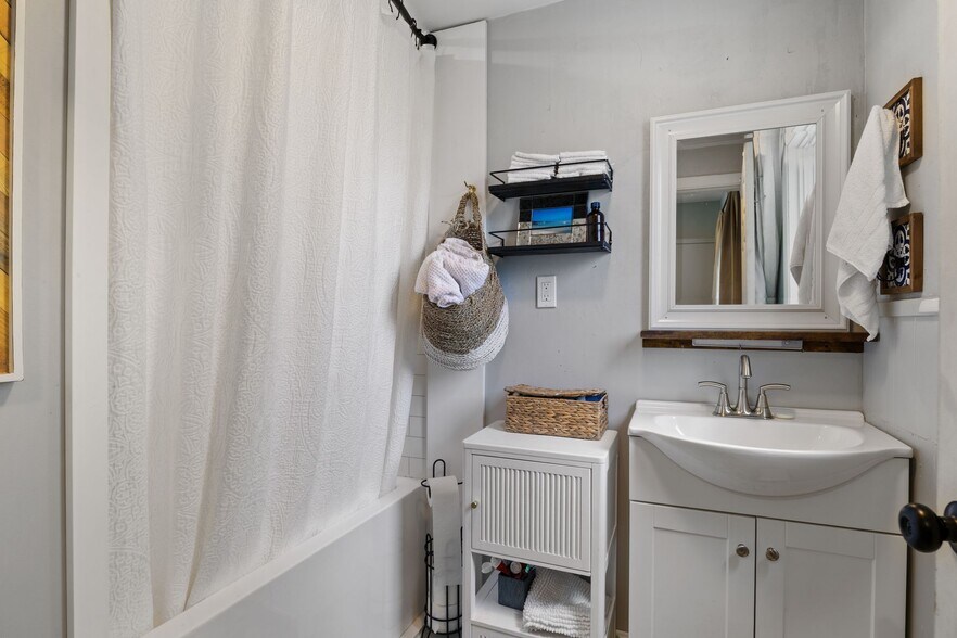 More Photos Of 81 Main St, Raymond Apartments For Sale