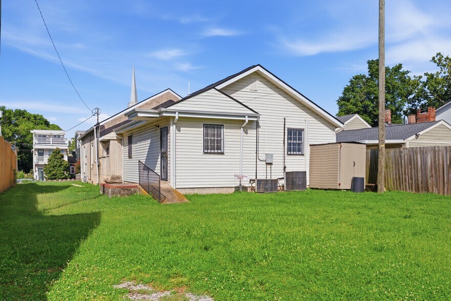 More Photos Of 1716 5th Ave N, Nashville Religious Facility For Lease