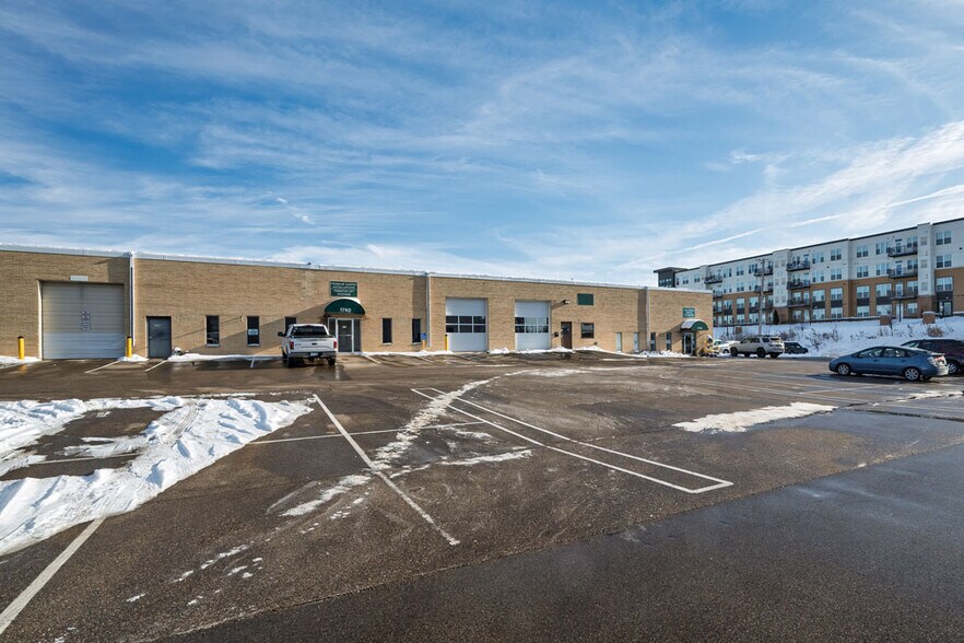 Primary Photo Of 1720-1746 Terrace Dr, Roseville Light Manufacturing For Lease