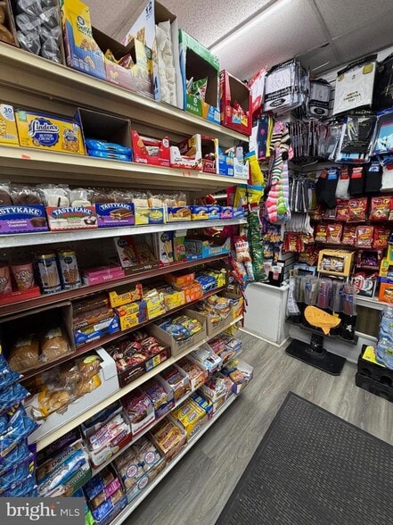 More Photos Of 1431 S 58th St, Philadelphia Storefront Retail Residential For Sale