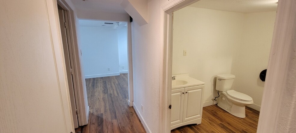 More Photos Of 1901 W Sligh Ave, Tampa Office For Sale