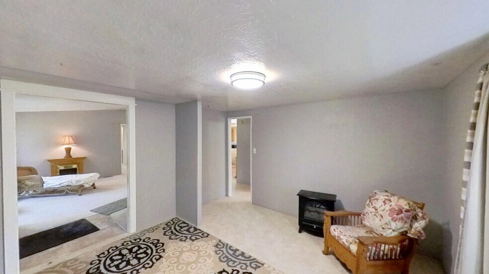 More Photos Of 295534 US Highway 101, Quilcene Flex For Sale