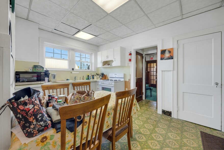 More Photos Of 225 Liberty St, Little Ferry Office For Sale