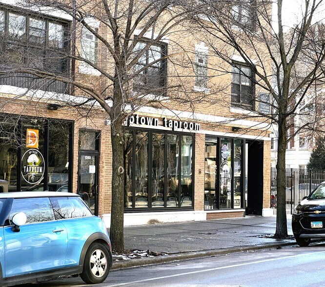 More Photos Of 1244-1254 W Wilson Ave, Chicago General Retail For Sale