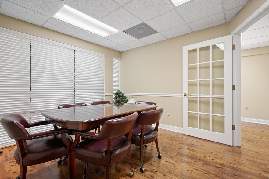 More Photos Of 701 Enterprise Rd E, Safety Harbor Office For Sale