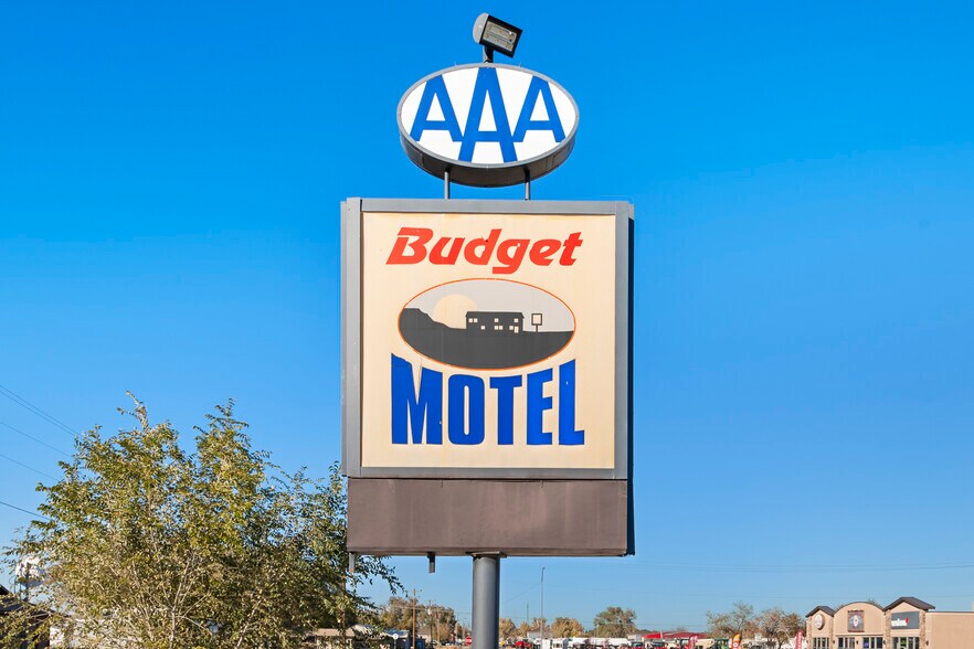 More Photos Of 75 S 350 E, Delta Hotel For Sale