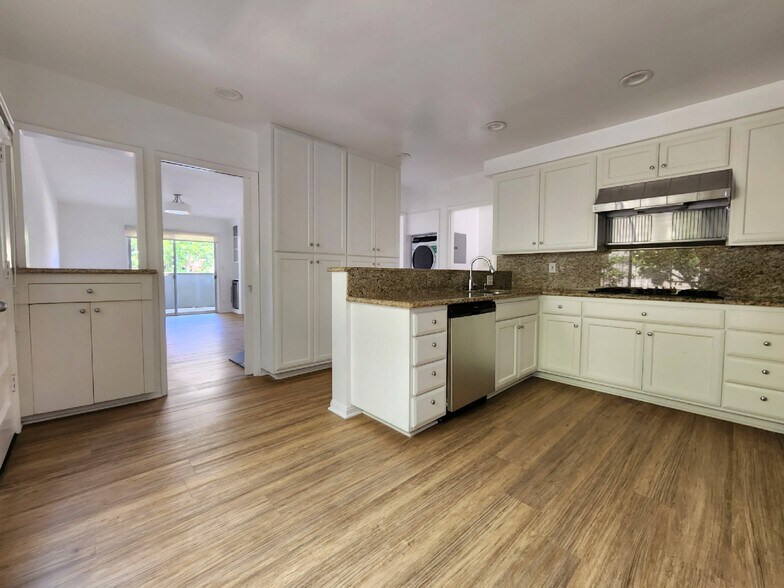 More Photos Of 1357-1361 S Beverly Glen Blvd, Los Angeles Apartments For Sale