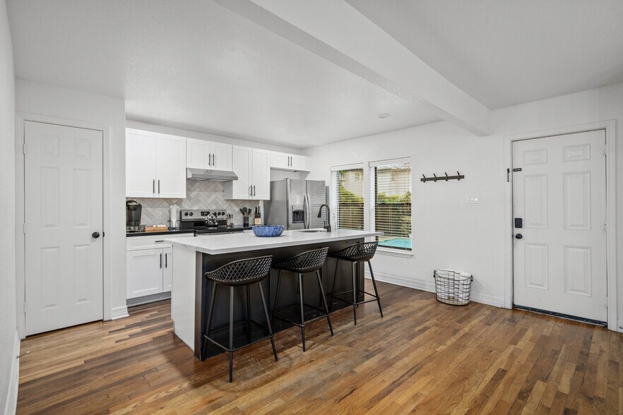 More Photos Of 3404 Rosedale St, Houston Multifamily For Sale