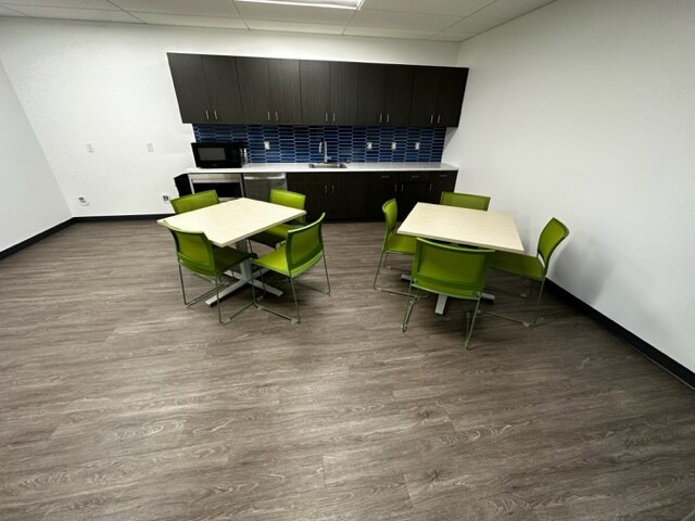 More Photos Of 750 Holiday Dr, Pittsburgh Office Residential For Lease