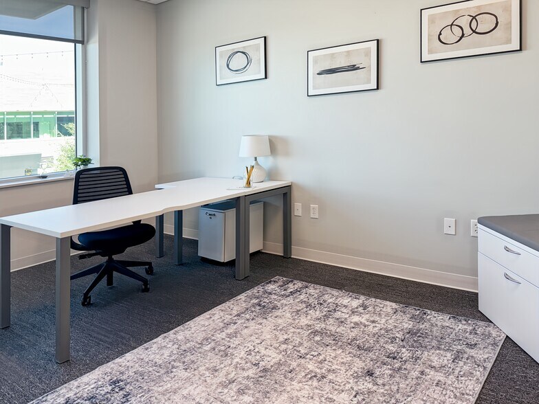 More Photos Of 3300 Dallas North Tollway, Plano Coworking Space