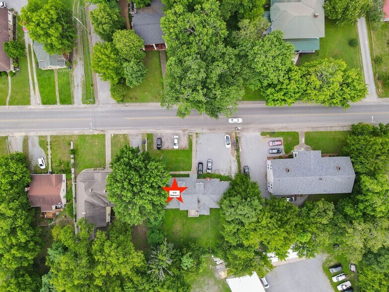 More Photos Of 419 Belmont Ave, Shelbyville Multifamily For Sale
