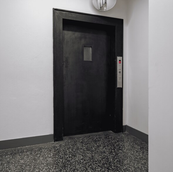 More Photos Of 100 Pennsylvania Ave, Brooklyn Loft Creative Space For Lease